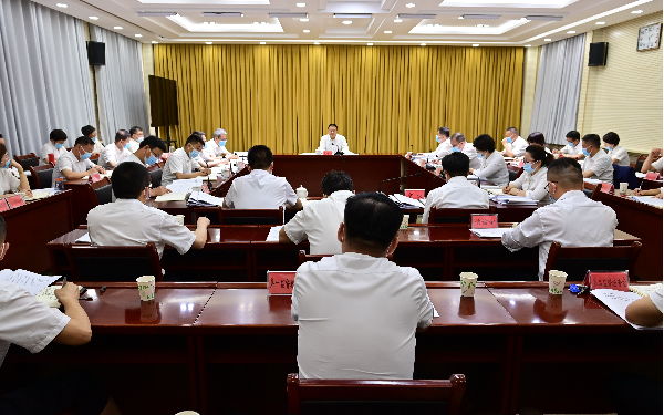 自治州纪委常委会召开扩大会议 暨理论学习中心组集体学习