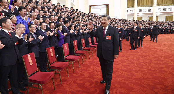 习近平等领导同志亲切会见出席党的二十大代表、特邀代表和列席人员