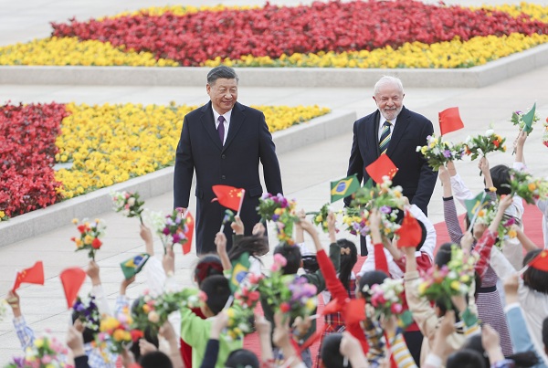 习近平同巴西总统卢拉举行会谈
